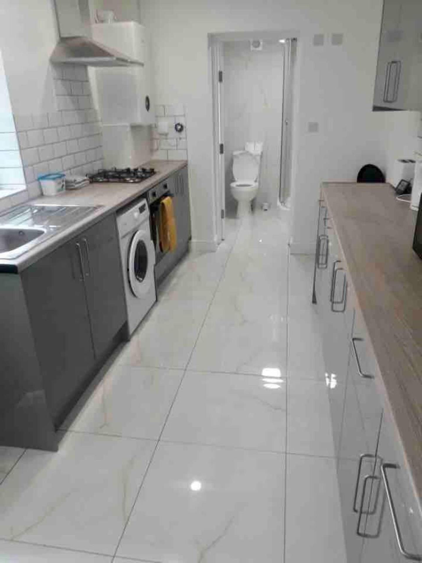 Catherine 5 Bedroom House Crewe Extérieur photo